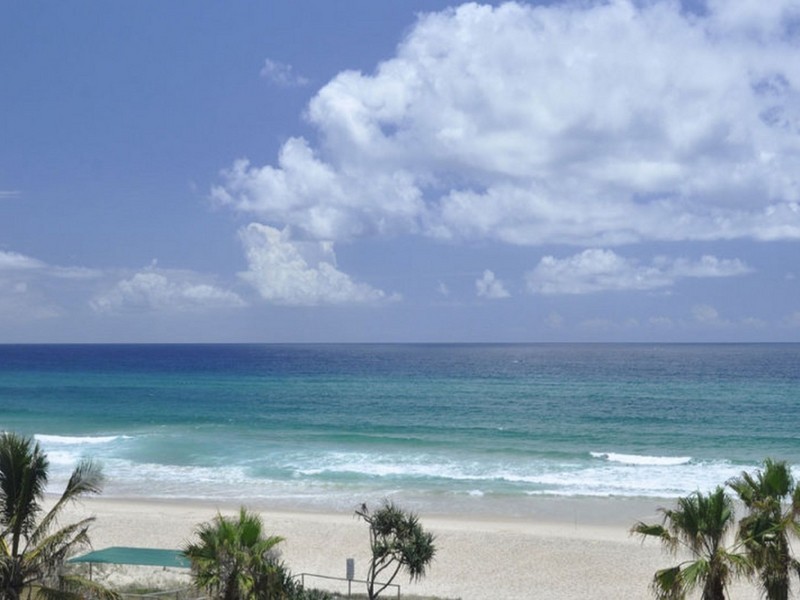 4C/2 Nineteenth Avenue, Palm Beach QLD 4221