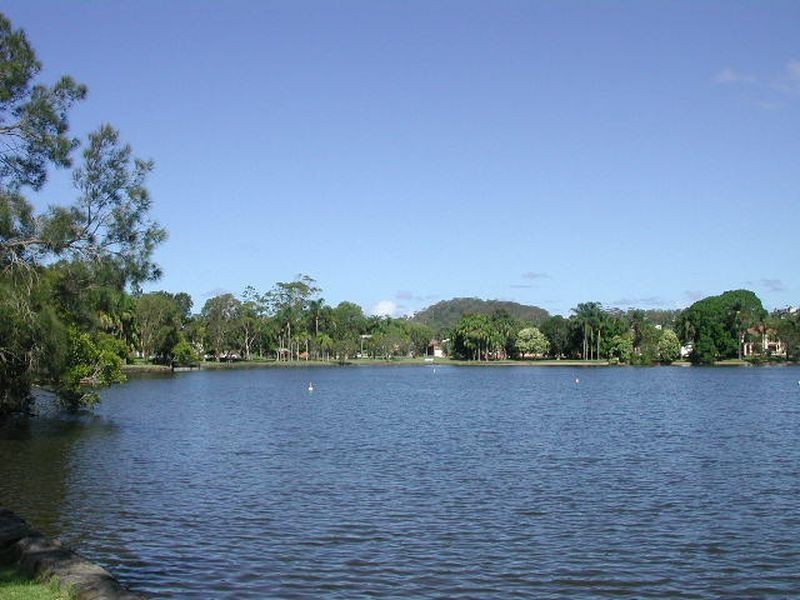 32 Fifth Avenue, Palm Beach QLD 4221