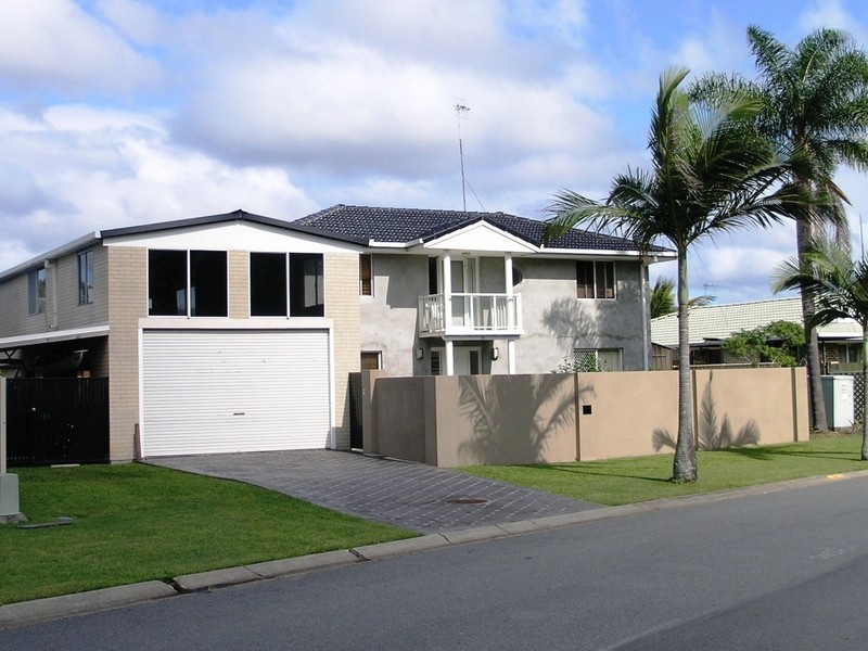 34 Bradshaw Drive, Currumbin Waters QLD 4223