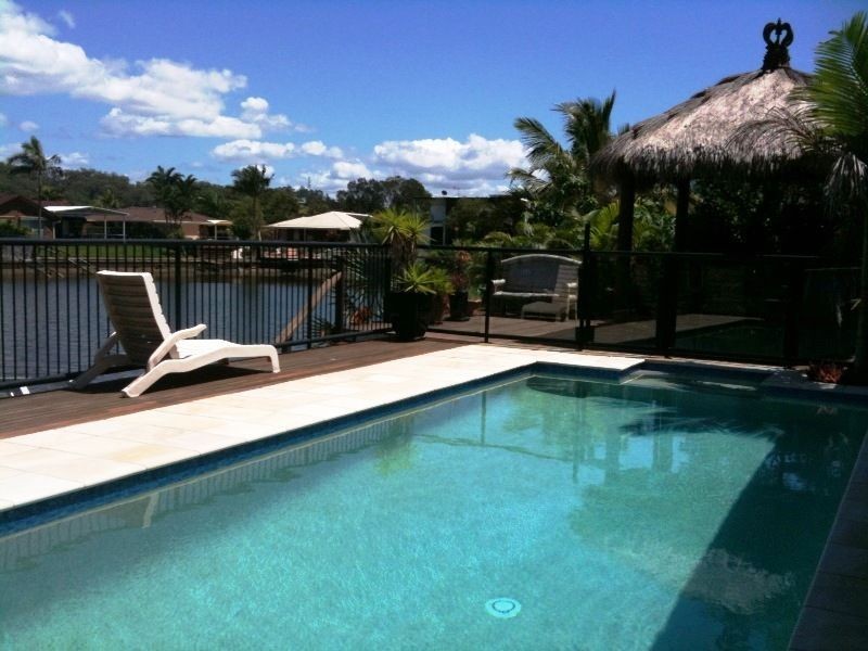 34 Bradshaw Drive, Currumbin Waters QLD 4223