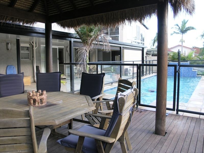 34 Bradshaw Drive, Currumbin Waters QLD 4223