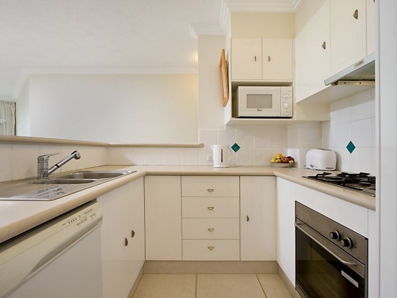 202/1483 Gold Coast Highway, Palm Beach QLD 4221