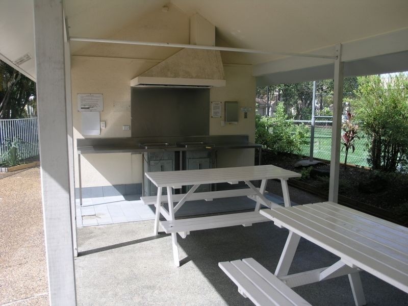 161/2 Coolgardie Street, Elanora QLD 4221