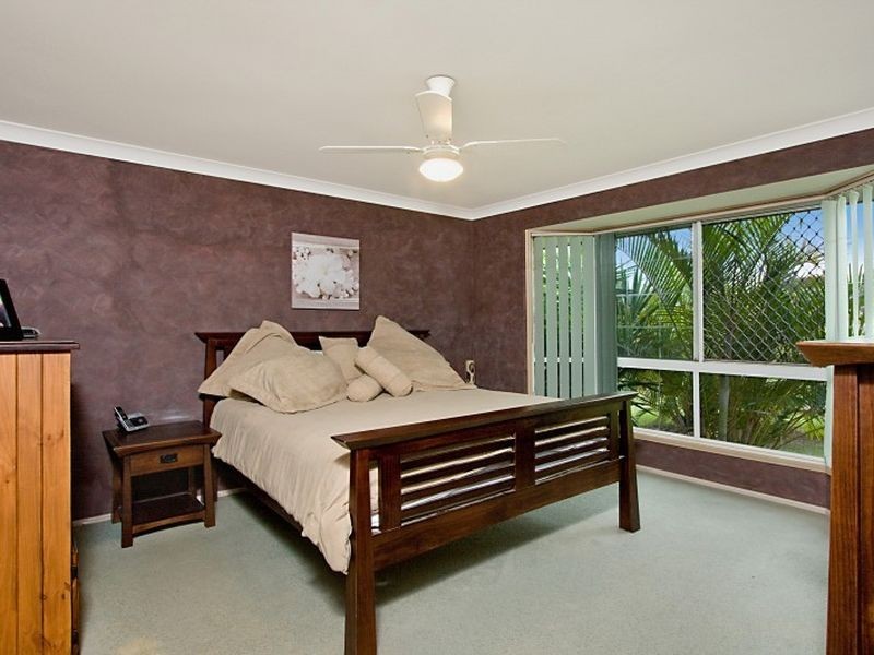 135 Bienvenue Drive, Currumbin Waters QLD 4223