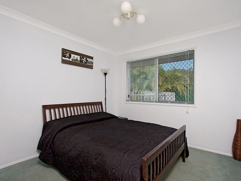 135 Bienvenue Drive, Currumbin Waters QLD 4223