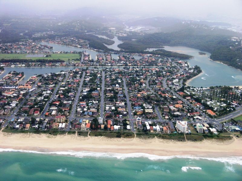 2/14 Mawarra Street, Palm Beach QLD 4221