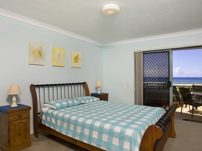 4/261 Golden Four Drive, Bilinga QLD 4225