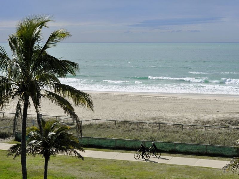 4A/969 Gold Coast Highway, Palm Beach QLD 4221