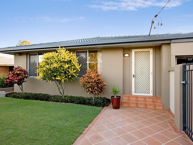 182 Townson Avenue, Palm Beach QLD 4221