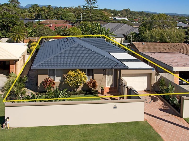 182 Townson Avenue, Palm Beach QLD 4221