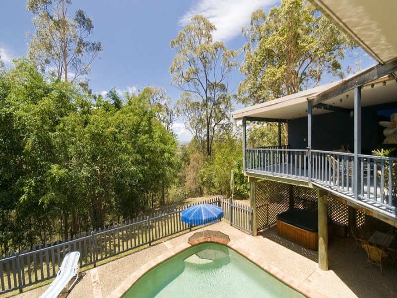 6 Dulcie Drive, Burleigh Heads QLD 4220