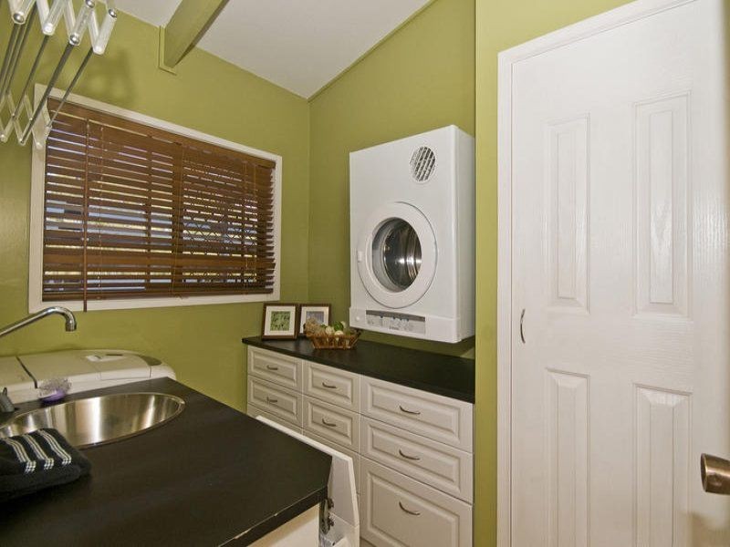 6 Dulcie Drive, Burleigh Heads QLD 4220