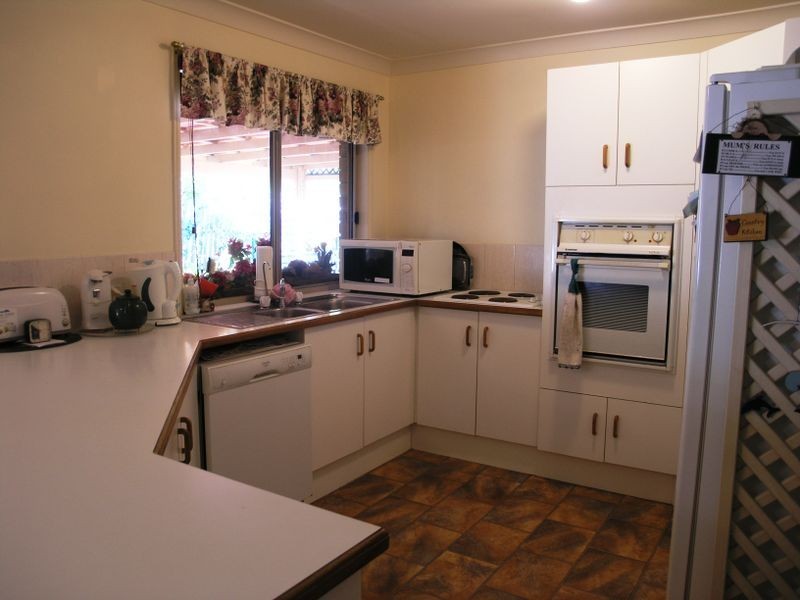 28 Zinnea Street, Elanora QLD 4221