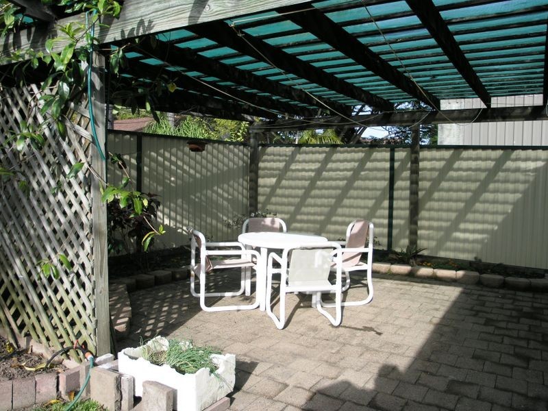 2 Seabrook Street, Elanora QLD 4221