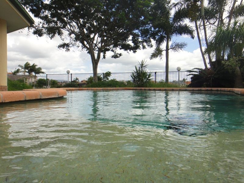 19 Notre Dame Court, Varsity Lakes QLD 4227