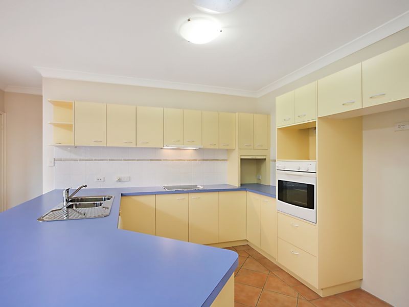 24 Leopard Avenue, Elanora QLD 4221