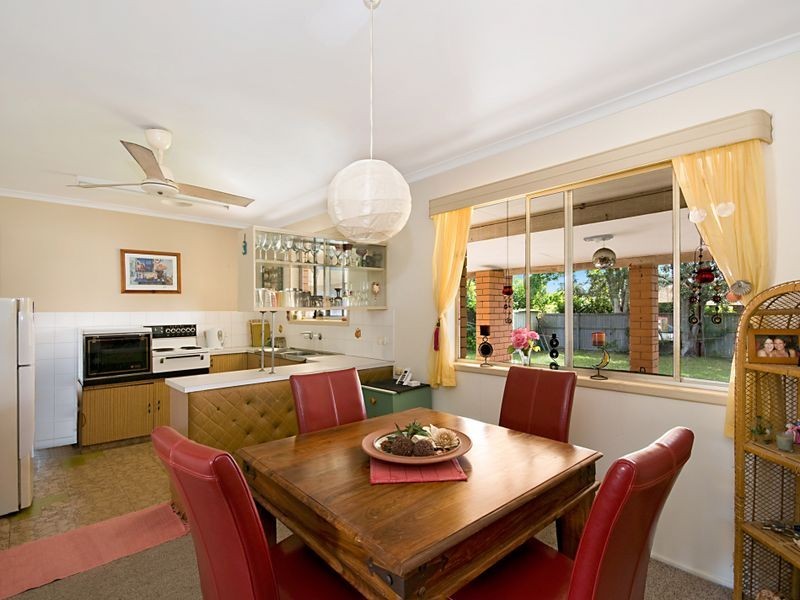 31 Parnki Parade, Palm Beach QLD 4221