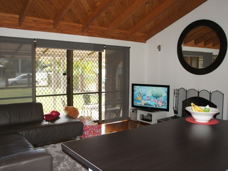36 Fourteenth Avenue, Palm Beach QLD 4221