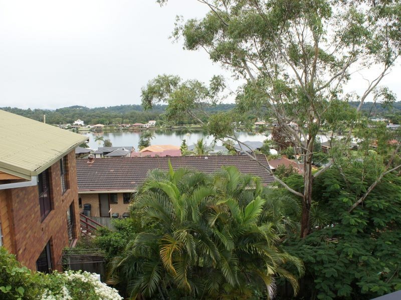 1/12 Daisy Street, Elanora QLD 4221