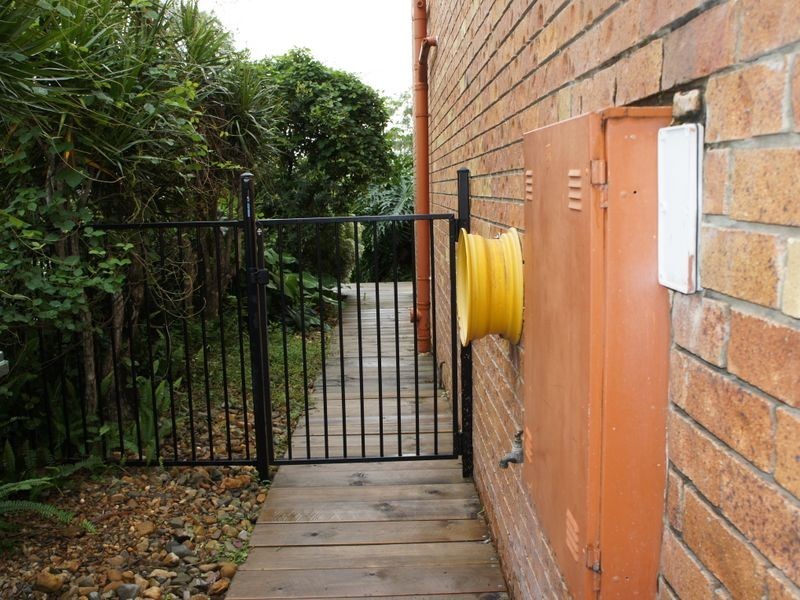 1/12 Daisy Street, Elanora QLD 4221