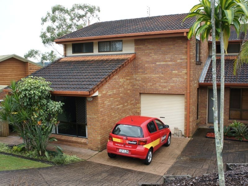 1/12 Daisy Street, Elanora QLD 4221