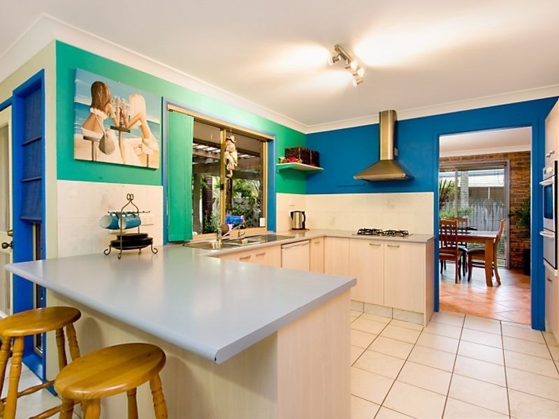 15 Blackbean Court, Elanora QLD 4221