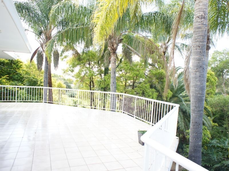 33 Evergreen drive, Elanora QLD 4221