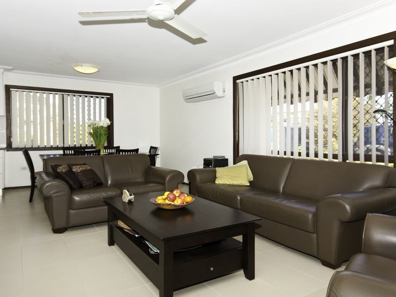 11 Mawarra Street, Palm Beach QLD 4221