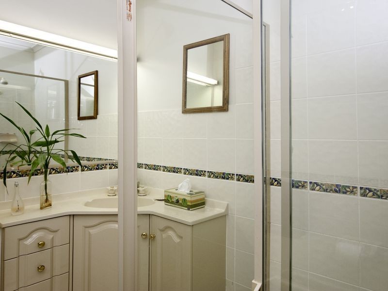 11 Mawarra Street, Palm Beach QLD 4221