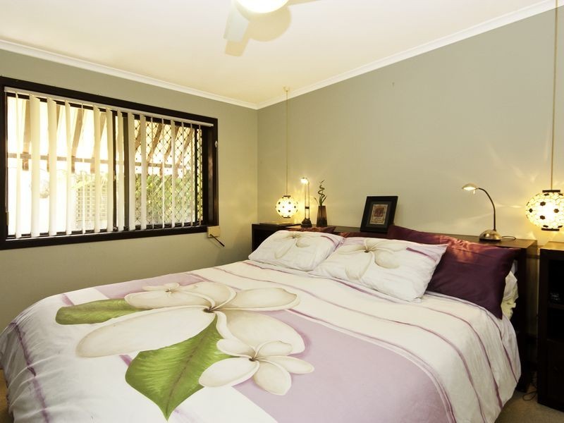 11 Mawarra Street, Palm Beach QLD 4221