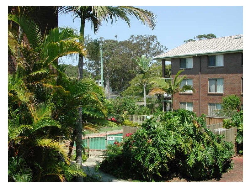 10/62-66 Sarawak Avenue, Palm Beach QLD 4221