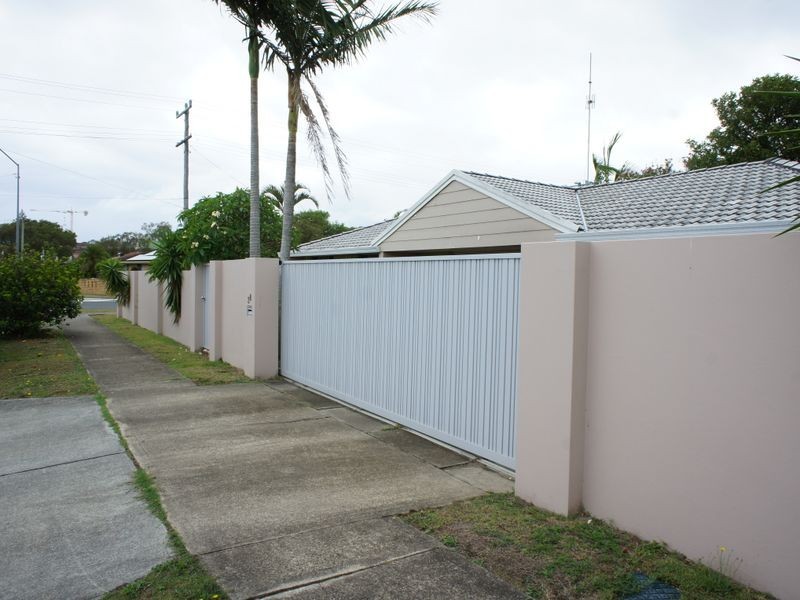 38 Twelfth Avenue, Palm Beach QLD 4221