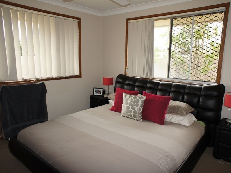 38 Twelfth Avenue, Palm Beach QLD 4221