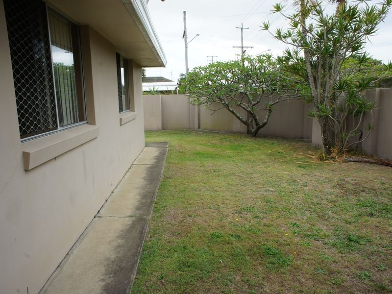 38 Twelfth Avenue, Palm Beach QLD 4221