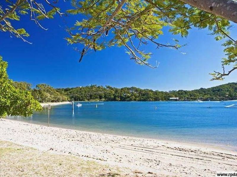 4 Twenty Eighth Avenue, Palm Beach QLD 4221