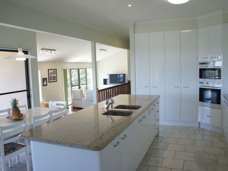 36 Doubleview Drive, Elanora QLD 4221