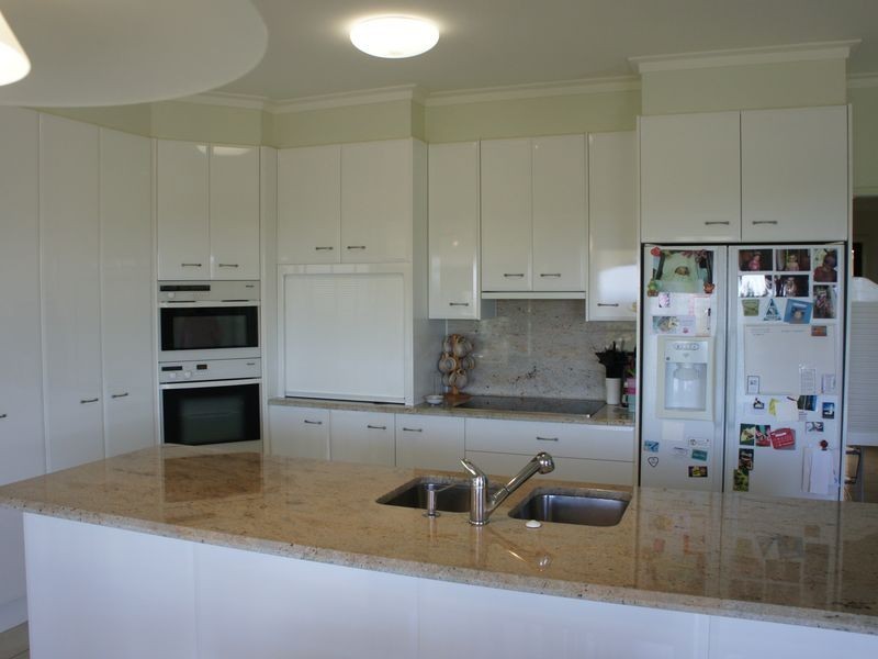 36 Doubleview Drive, Elanora QLD 4221