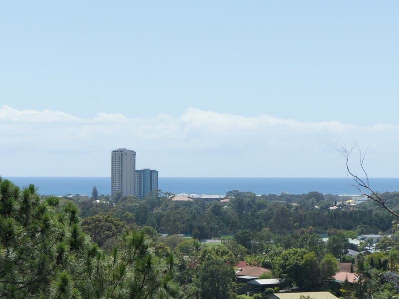 36 Doubleview Drive, Elanora QLD 4221
