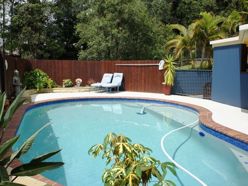 6 Century Court, Currumbin Waters QLD 4223
