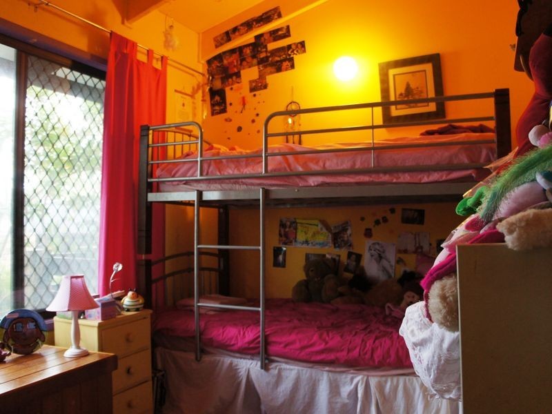 21 Crest Drive, Elanora QLD 4221