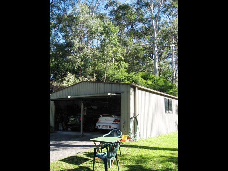 3 Dorset Place, Elanora QLD 4221