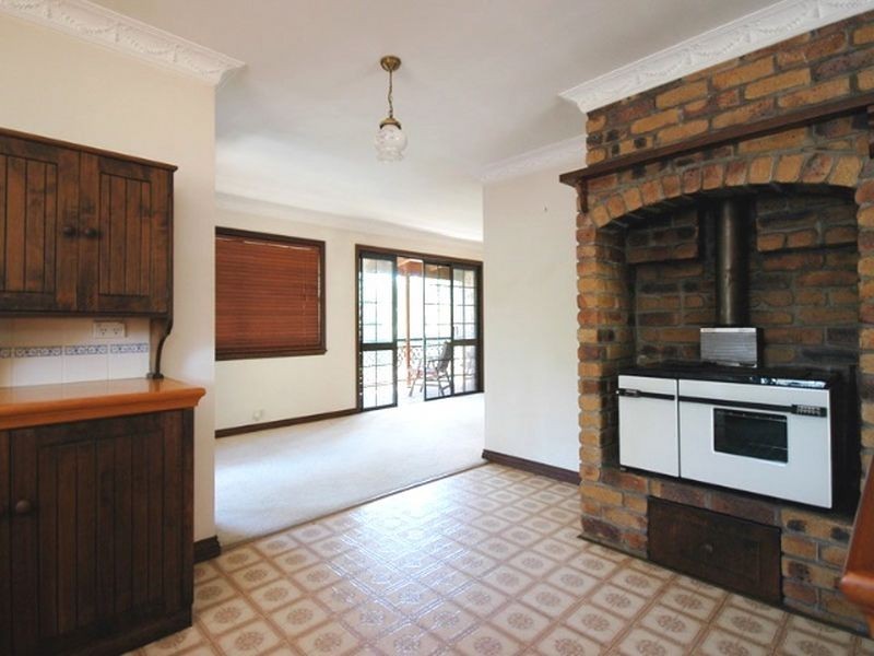 3 Dorset Place, Elanora QLD 4221