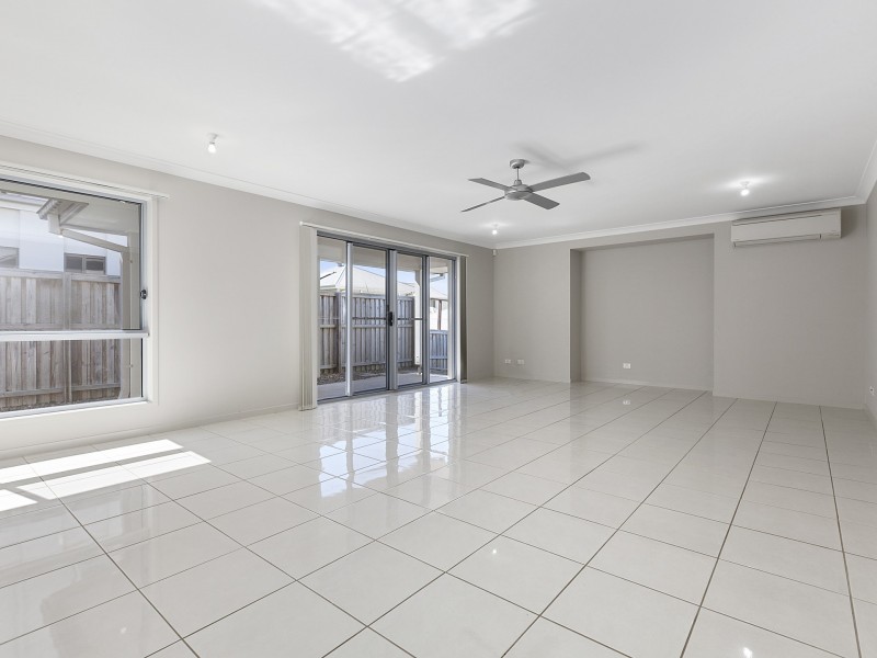 8 Feathertail Place, Peregian Springs QLD 4573