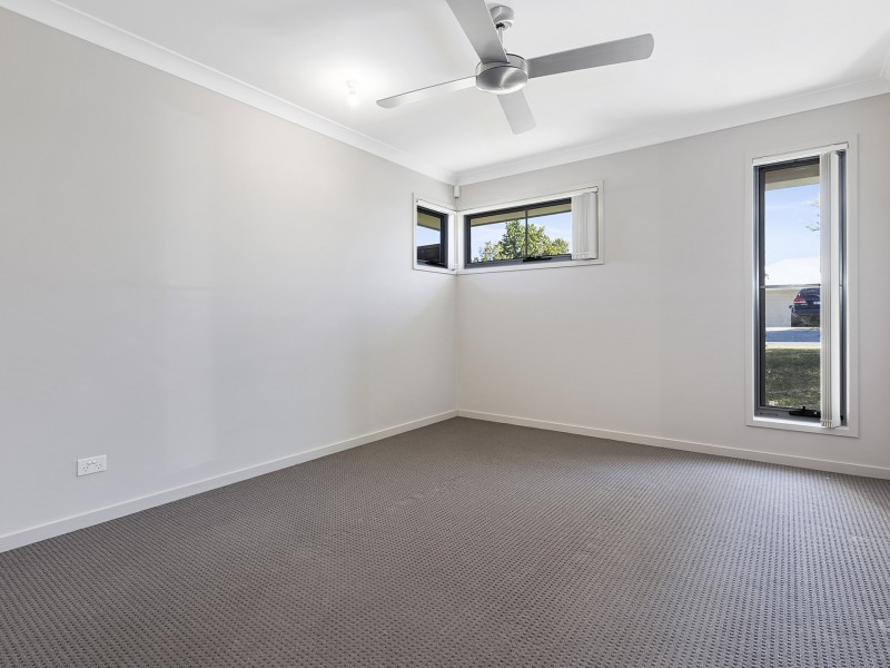 8 Feathertail Place, Peregian Springs QLD 4573