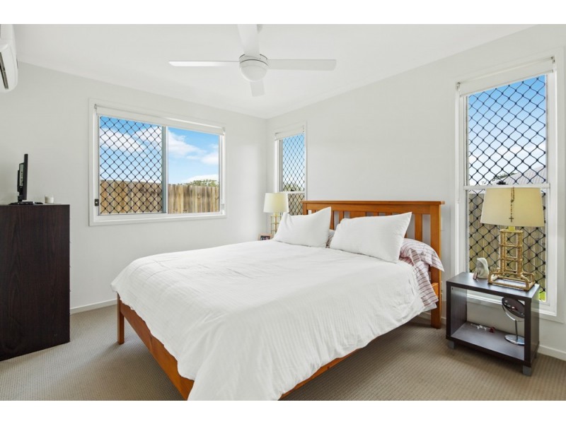 24 Starling Crescent, Peregian Springs QLD 4573