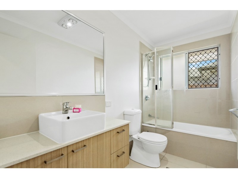 24 Starling Crescent, Peregian Springs QLD 4573