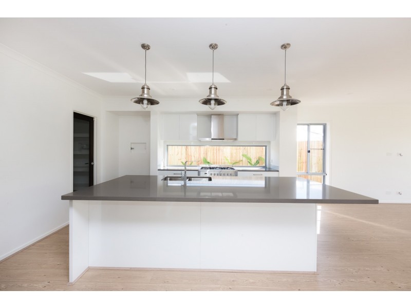 5 Tomoka Place, Peregian Springs QLD 4573