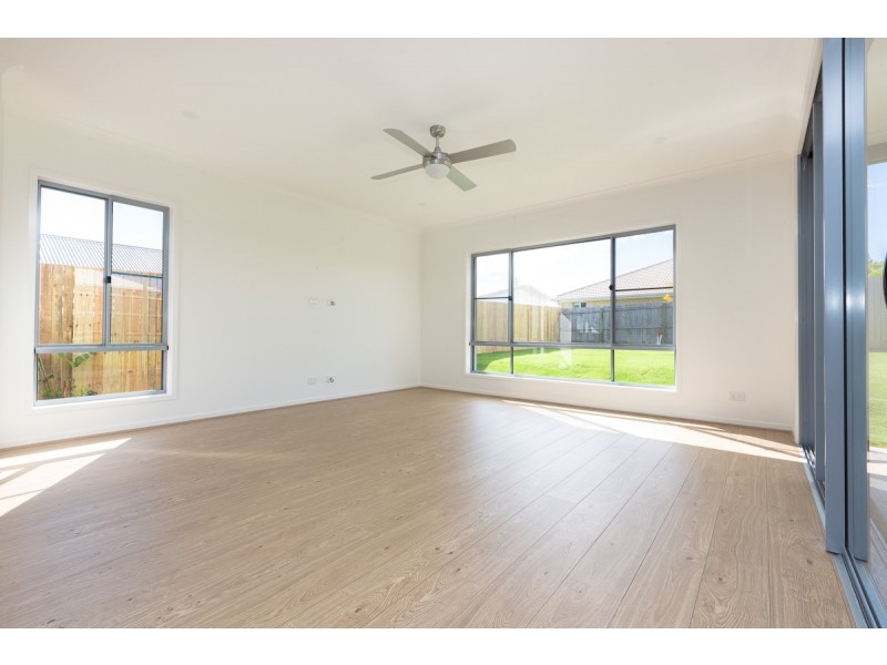 5 Tomoka Place, Peregian Springs QLD 4573