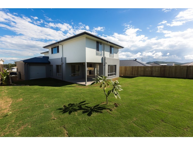 5 Tomoka Place, Peregian Springs QLD 4573