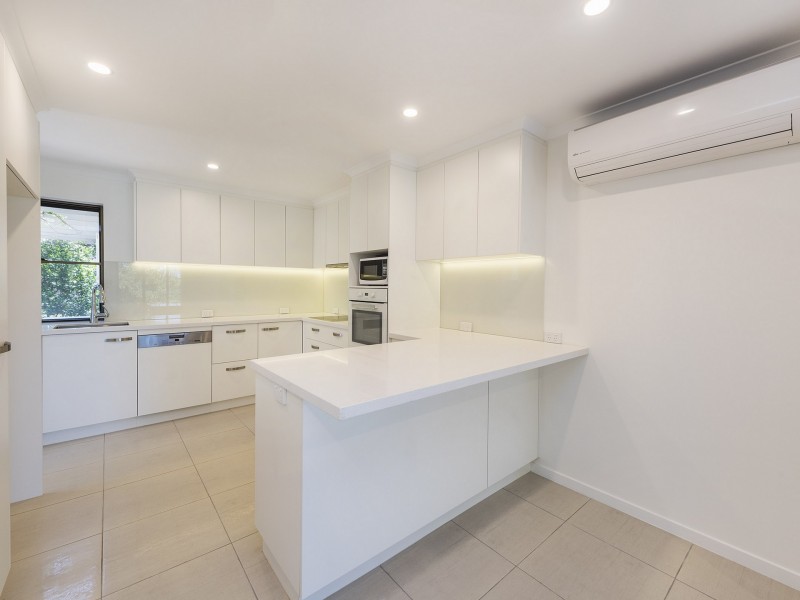 1/70 Peregian Esplanade, Peregian Beach QLD 4573